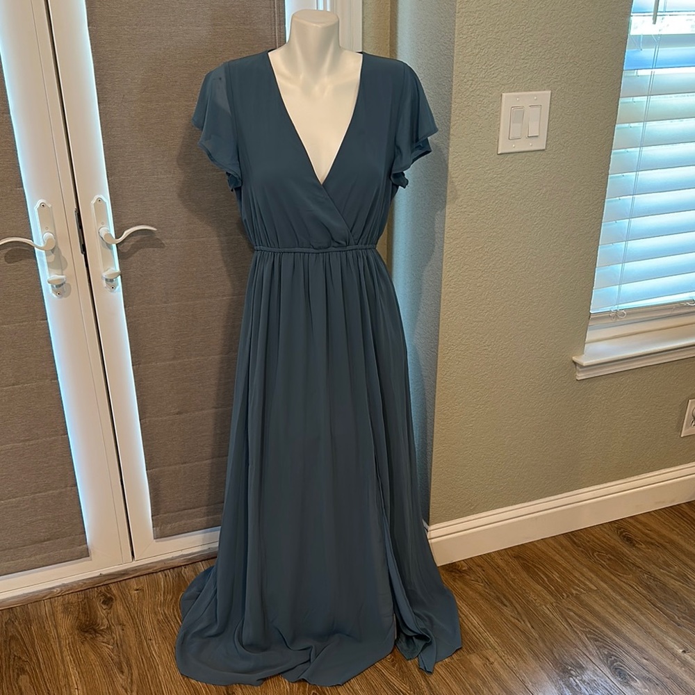 Lulus maxi dress - M